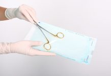 Dezynfekcja i sterylizacja narzędzi w gabinecie kosmetycznym