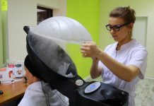 Diagnostyka chorób włosów i skóry głowy w praktyce trychologicznej. Mikrokamera w roli głównej