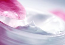 Analiza składu wybranych kosmetyków dla pacjentów onkologicznych