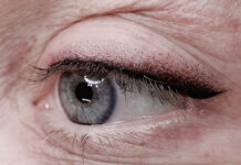 Makijaż permanentny u kobiety dojrzałej