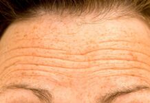 Procesy zachodzące w ludzkiej skórze odpowiadające za jej starzenie