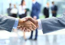 Długoterminowy wynajem urządzeń do salonów kosmetycznych – odpowiedź na potrzeby biznesu w niepewnych czasach